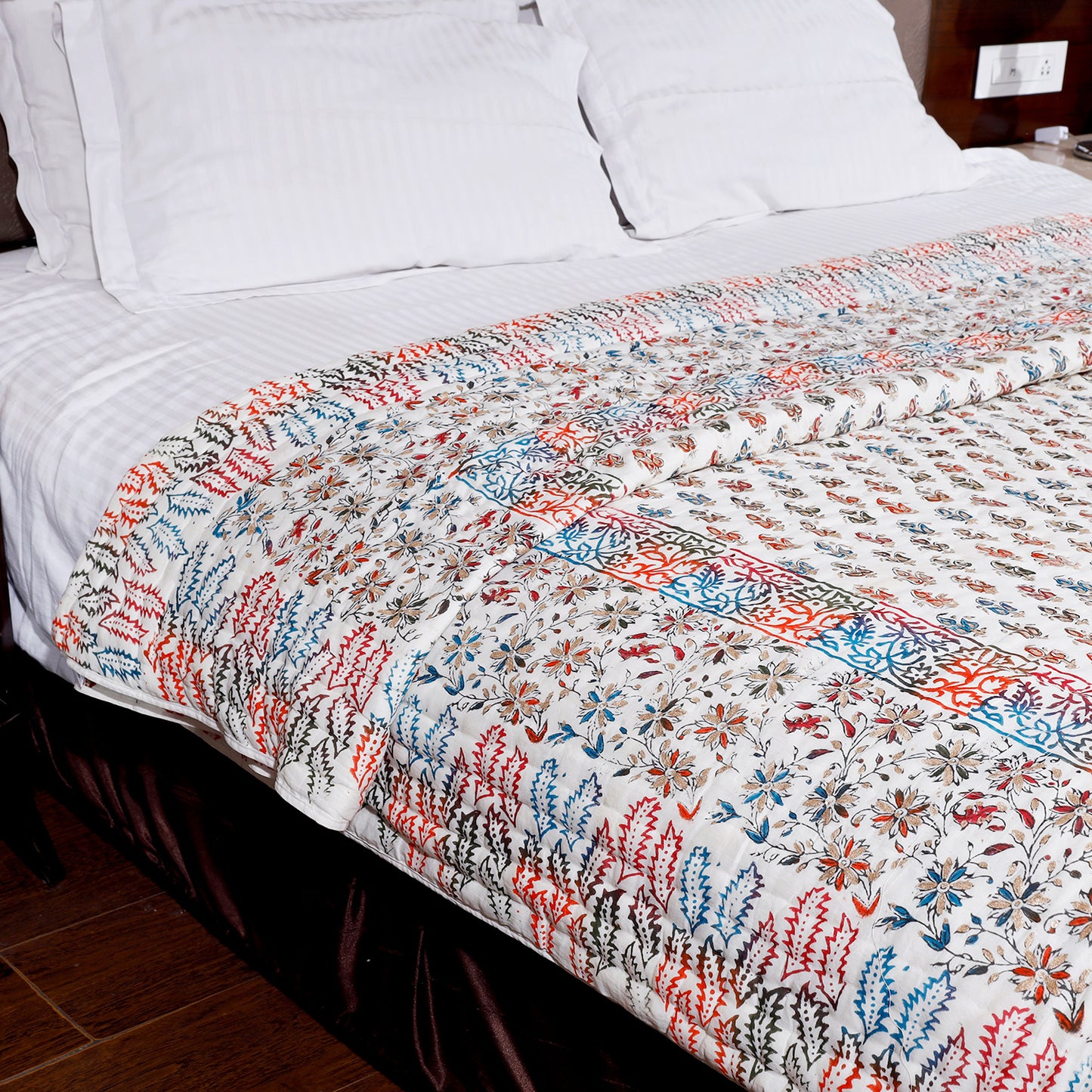 Multicolour Gold Bootie Hand Block Print Cotton Mulmul Double Bed AC Quilt